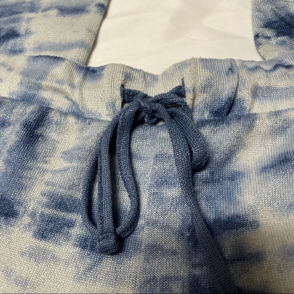 Lucky Brand Blue Tie Dyed Soft Lounge Pants - Picture 7 of 12